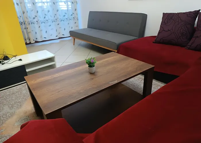 Apartament 1+1 Ap With Balcony Tirana