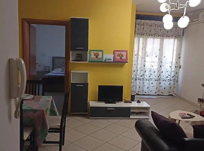 1+1 Ap With Balcony *