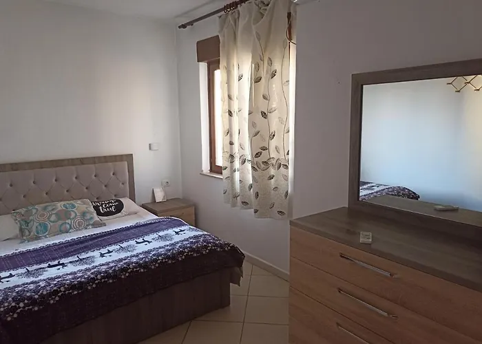 1+1 Ap With Balcony *