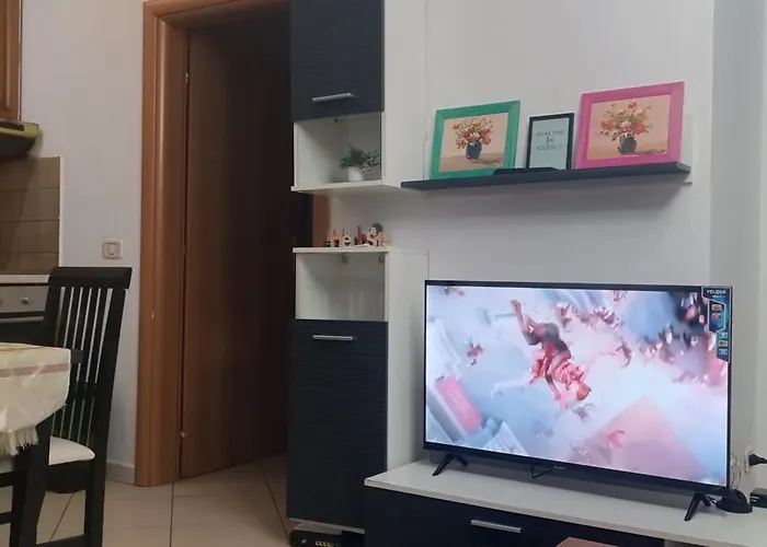 1+1 Ap With Balcony Apartmán Tirana