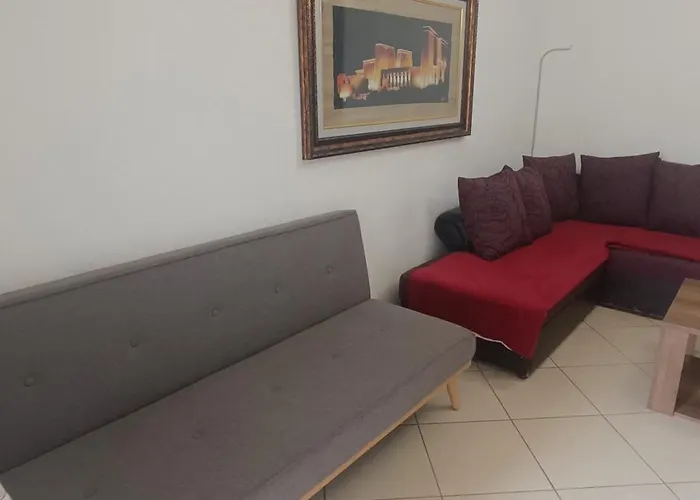 1+1 Ap With Balcony Apartamento Tirana
